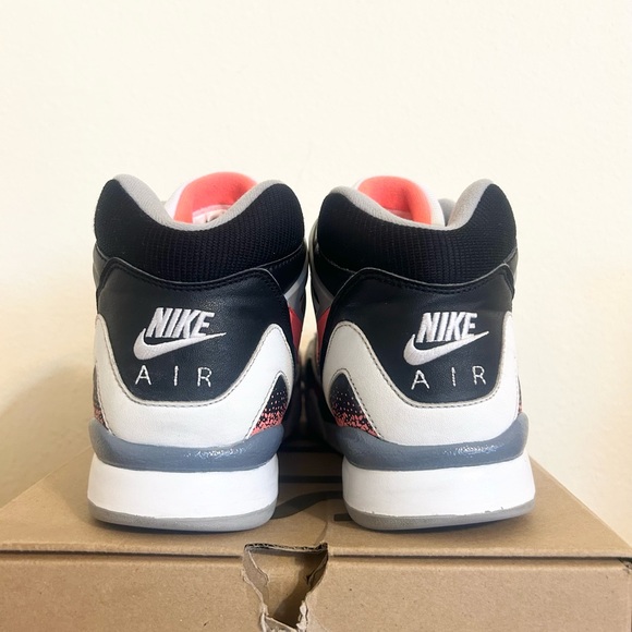 SOLD ❌ Nike Air Tech Challenge 2 Hot Lava size 10.5 CJ1437-100 PRE-OWNED - Picture 5 of 9